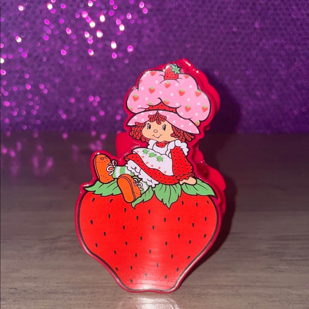Strawberry Shortcake Hair Claw Clip • Vintage Style • NWOT - Picture 3 of 6